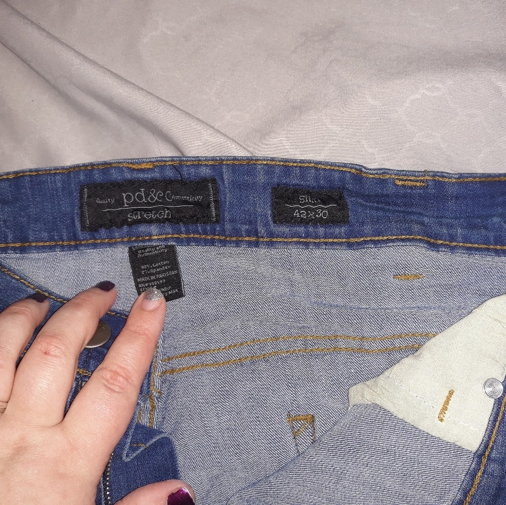 Distressed Jeans - Picture 3 of 3